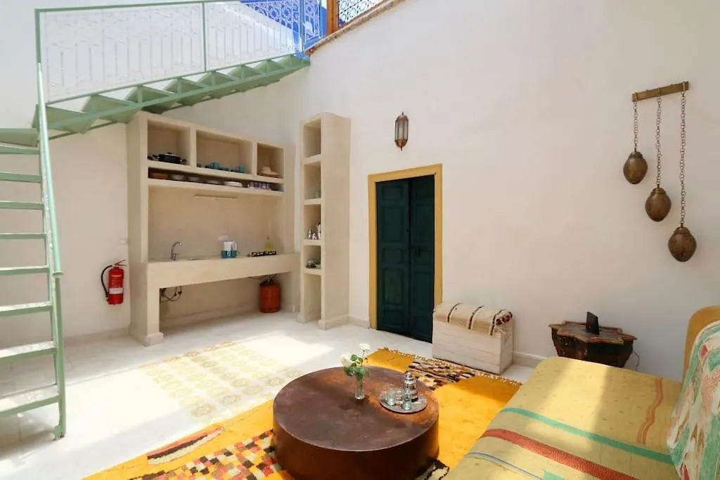 Дом отдыха Riad Haloma 90M2 In Der Medina Mit Terrasse Марракеш