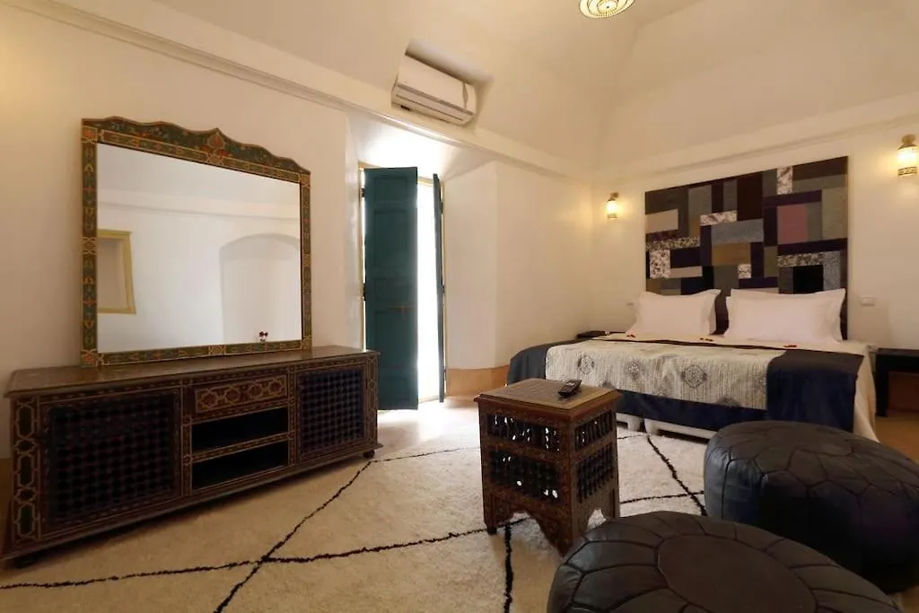 Дом отдыха Riad Haloma 90M2 In Der Medina Mit Terrasse Марракеш